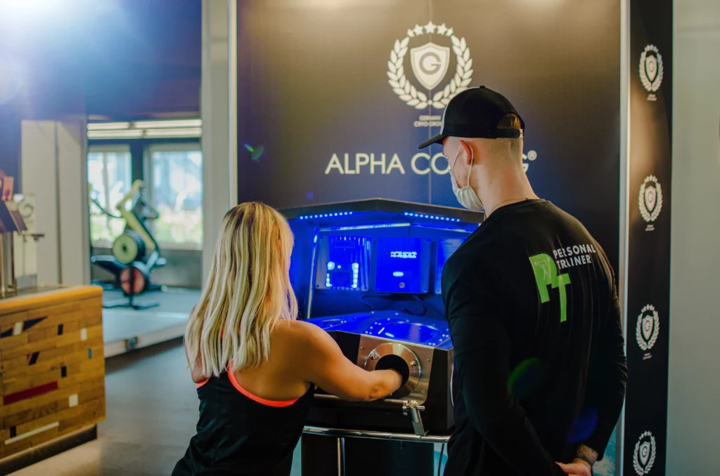 2 Leute bei Alpha Cooling Anwendung